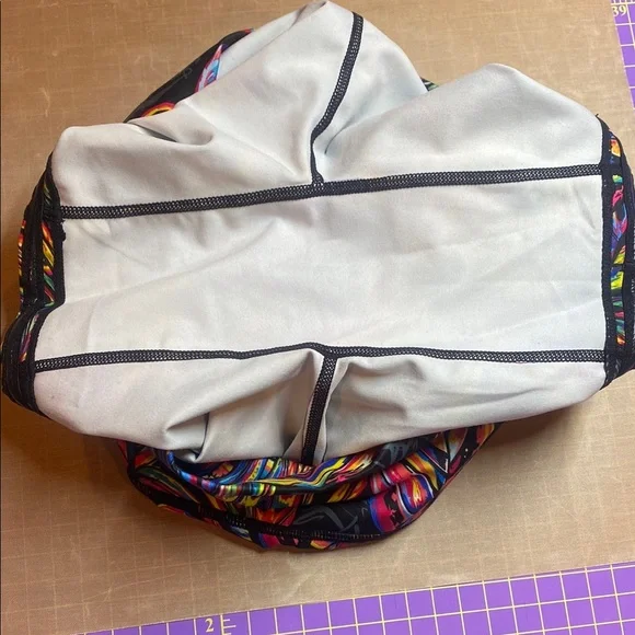 Constantly Varied Gear High Waist Shorts NWOT Small - Picture 4 of 5